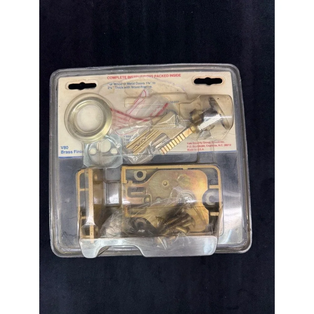 Yale Security Latchlock V80 Cylinder/Thumbturn Brass Finish NOS Vintage Lock